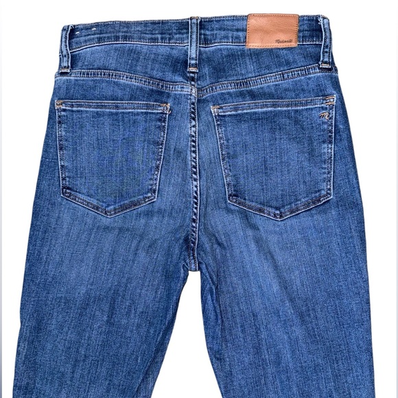 Madewell 10" High-Rise Skinny Jeans in Dewitt Wash: Button-Front| Size 28 - Picture 6 of 6